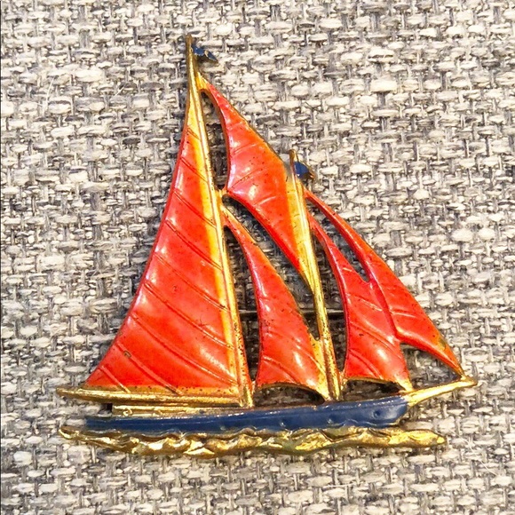 Vintage Jewelry - Vintage Enamel & Metal Sailboat Brooch Pin